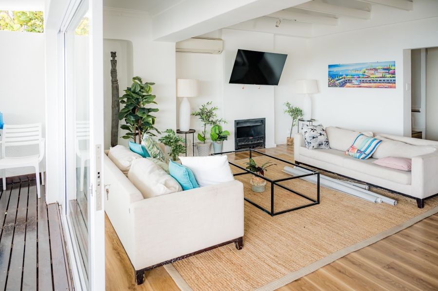 5 Bedroom Property for Sale in Camps Bay Western Cape